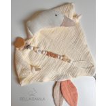 Bella Camila krém szundikendő hozzáillő névre szóló cumilánccal