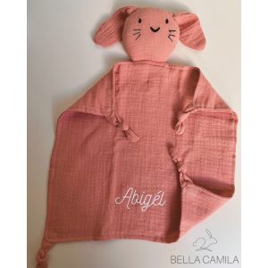 Névre szóló rózsaszín nyuszis szundikendő