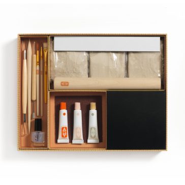 Műterem 85 - Agyag szobor, Korall - Atelier 85, Modelling